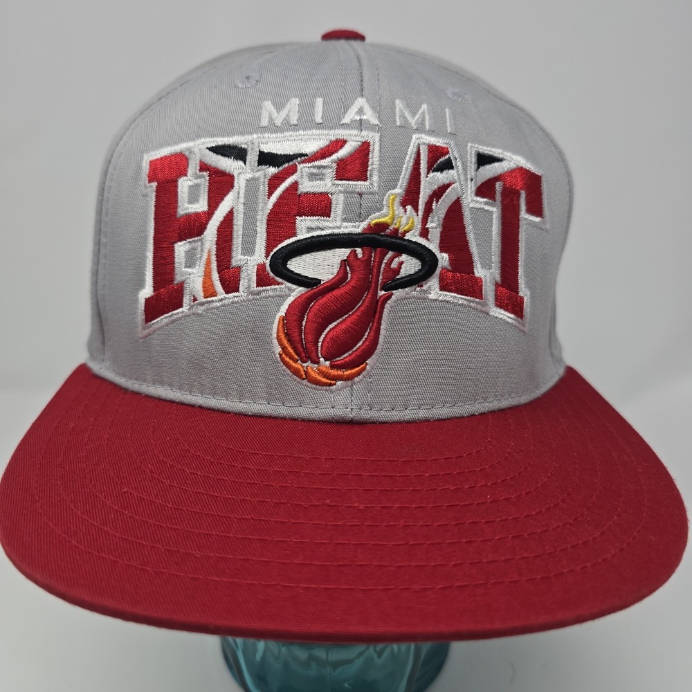 47 Brand Miami Heat Snapback‎ Hat NBA Basketball Cap One Size Hardwood Classics